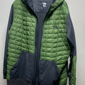 Men’s The North Face XXL zipper hoodie